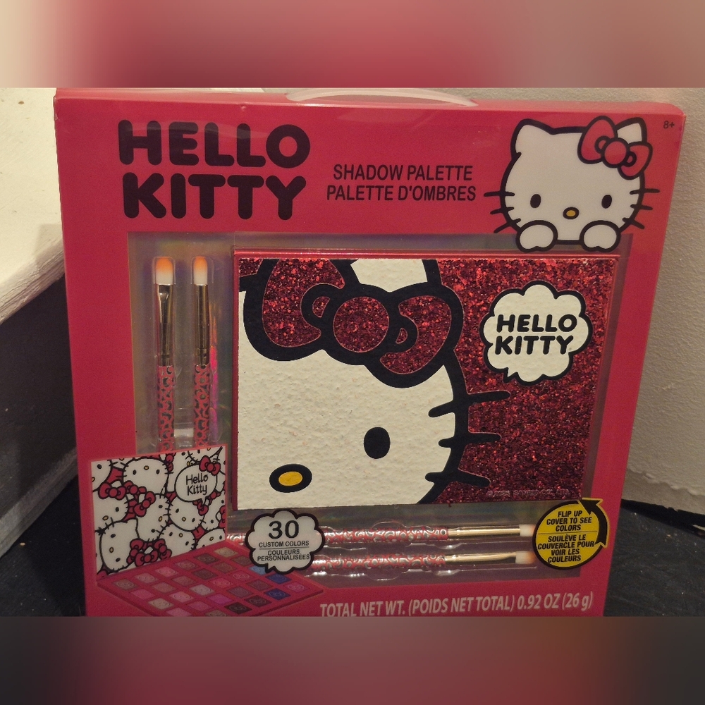Limited Edition Girls Hello Kitty Shadow Palette With 4 Brushes. For Ages 8+